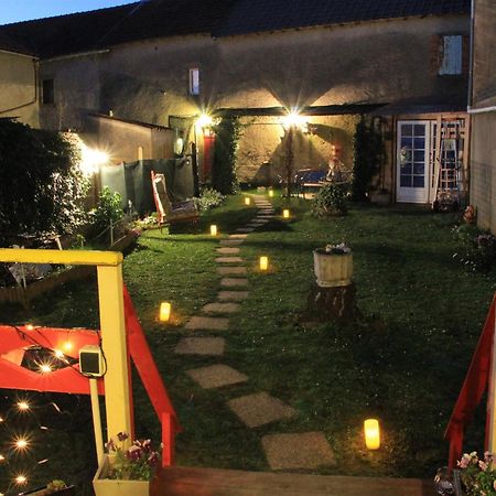 La Roulotte De Lola - Chambre D'Hotes La Celle  Exteriör bild